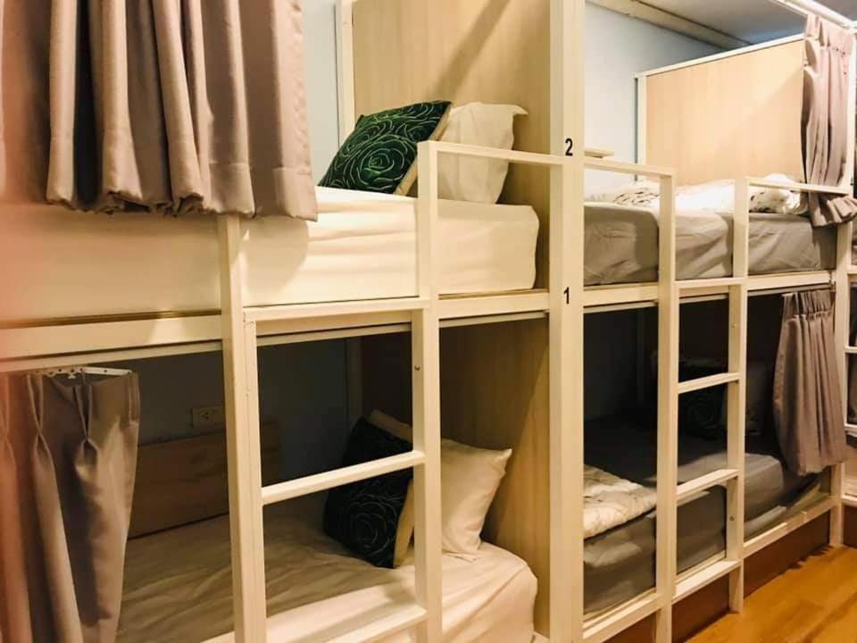 Nature Village Hostel Бангкок Экстерьер фото
